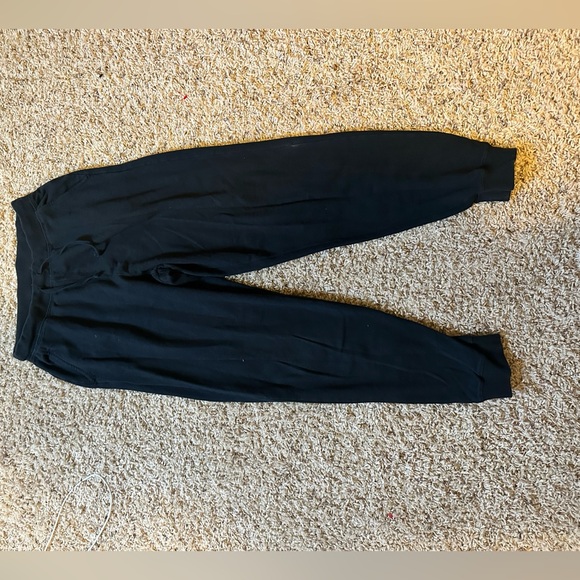 Nike high waisted sweats - Picture 3 of 3